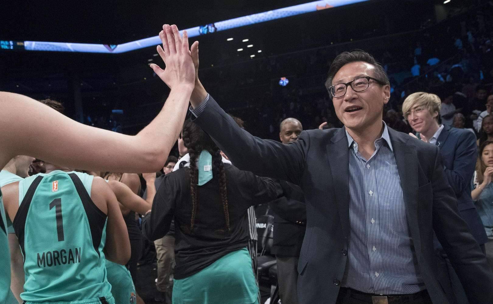 开云体育官网-NBA传奇球星参加慈善赛，为抗击疫情贡献力量的简单介绍
