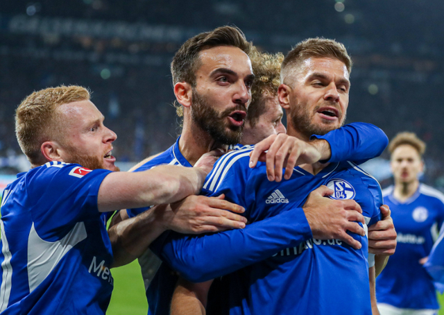 阿姆斯特丹主场大胜对手,稳居联赛前列的简单介绍 阿姆斯特丹主场大胜对手,稳居联赛前列的简单介绍