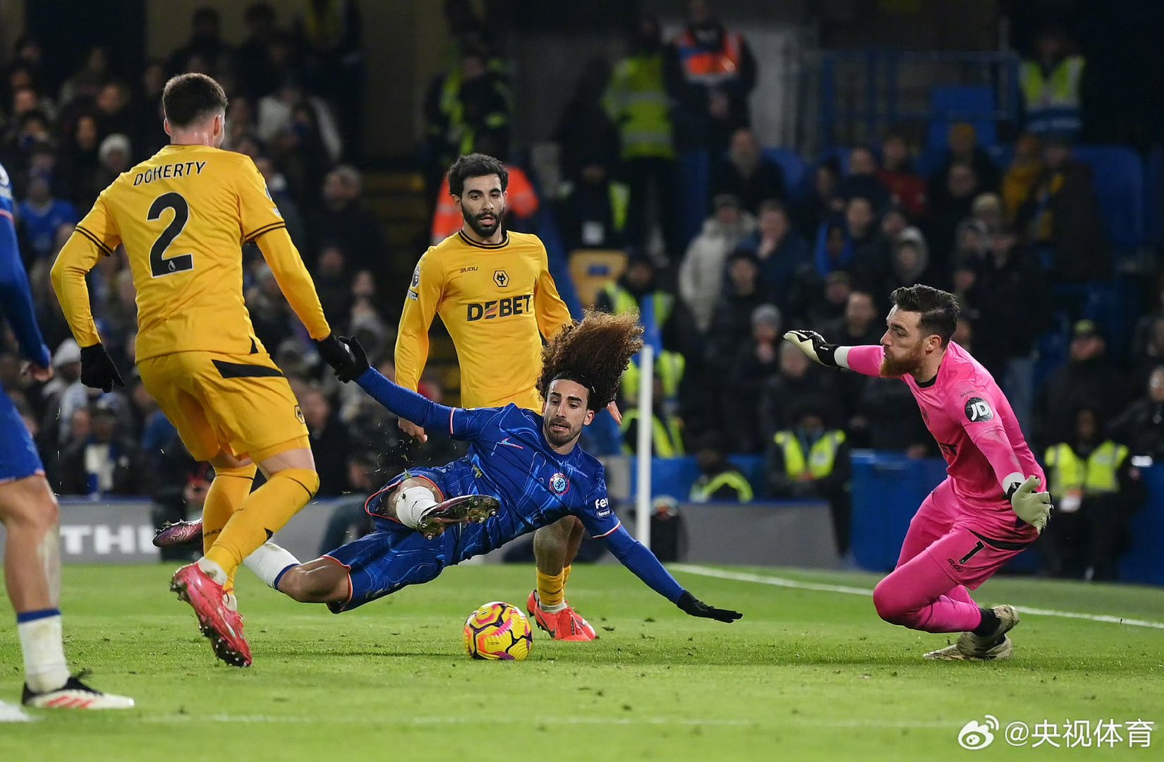 开云体育app下载-阿尔瓦塞特主场取胜瓦伦西亚，保持不败