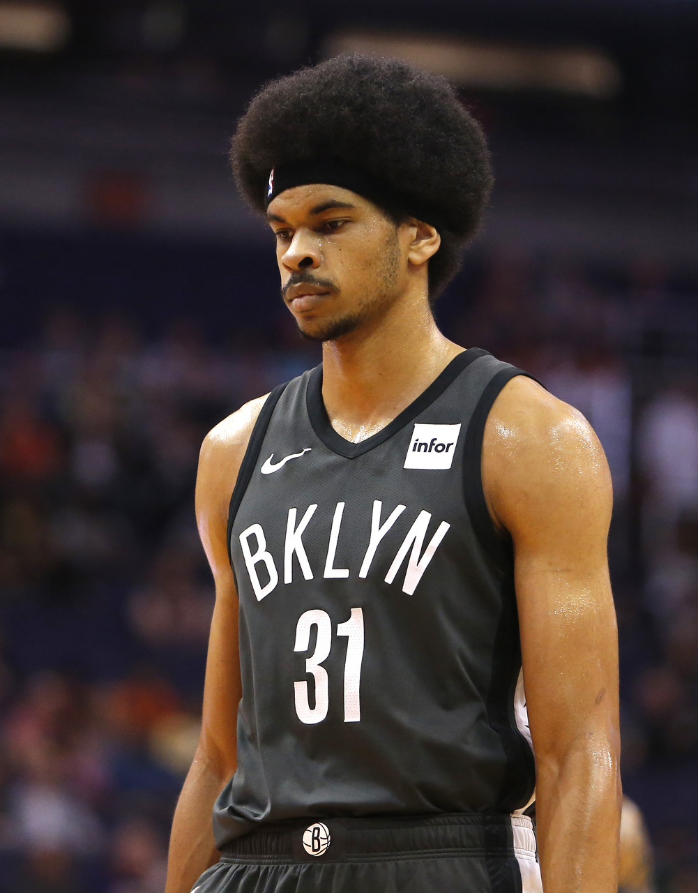 阿玛维维尔远射得手,帮助球队击败对手 阿玛维维尔远射得手,帮助球队击败对手