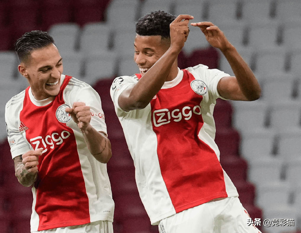 阿贾克斯客场击败费耶诺德，扬克加索尔攻入制胜球