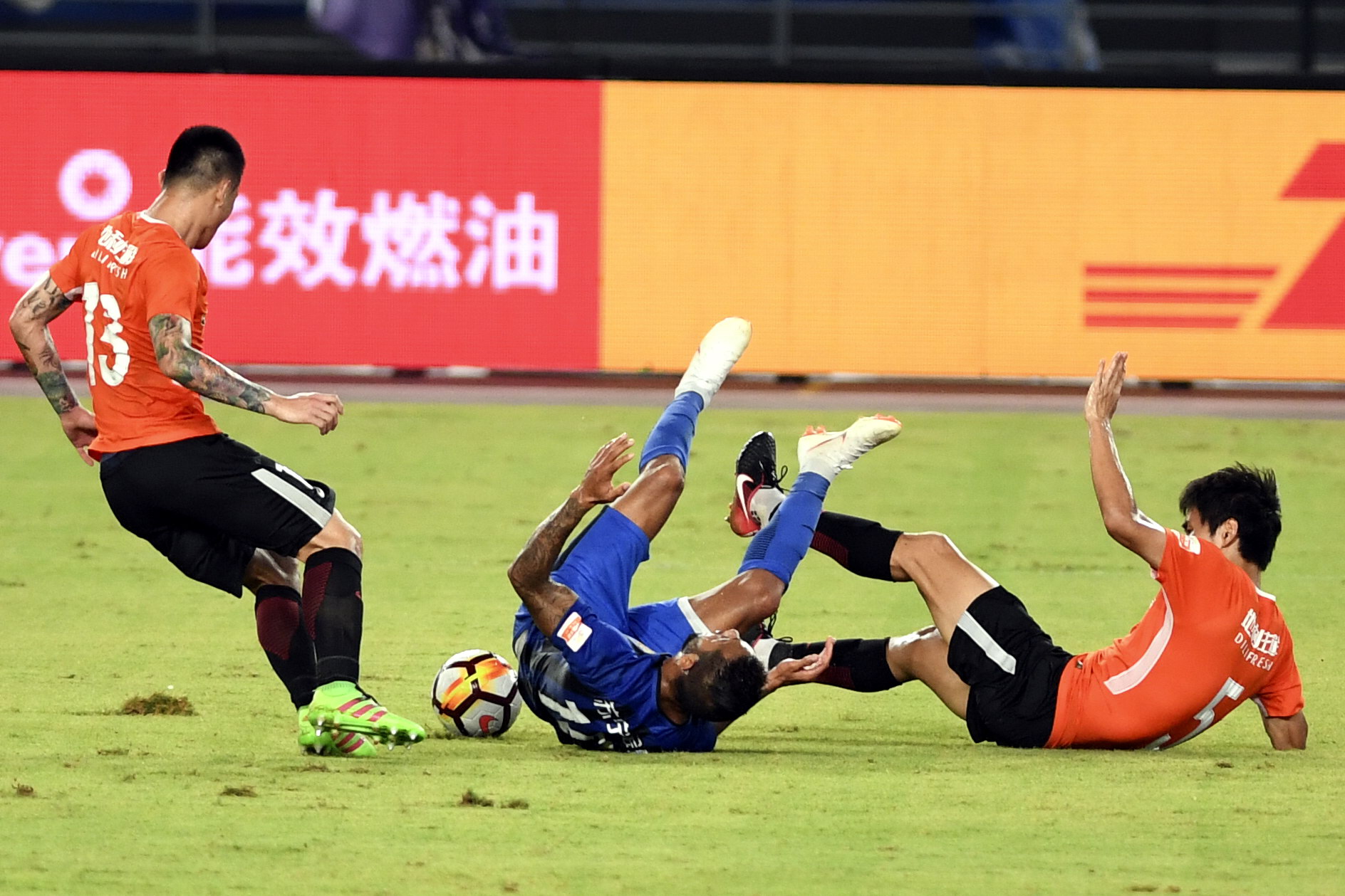 关于国安主场迎战苏宁：冠军之争再升温的信息