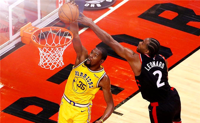 开云体育官网入口-重庆队客场失利，遗憾败下阵来的简单介绍