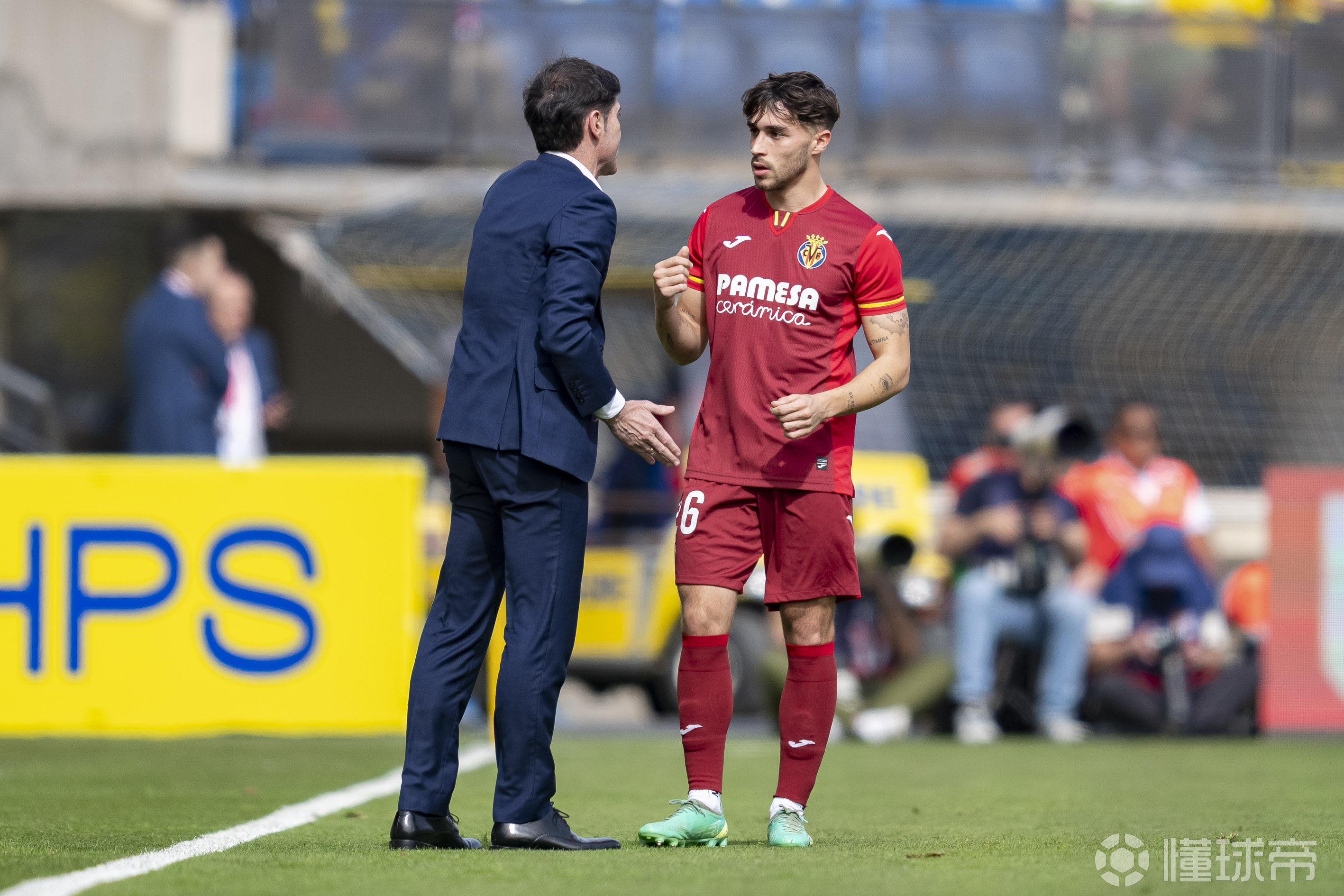 关于比利亚雷亚尔客场失利，排名继续下跌的信息