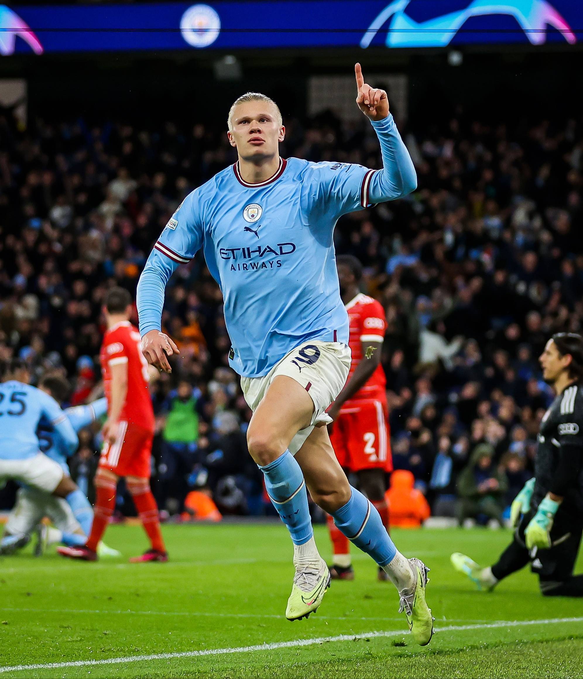 曼城全面碾压对手,逐步登顶 曼城全面碾压对手,逐步登顶