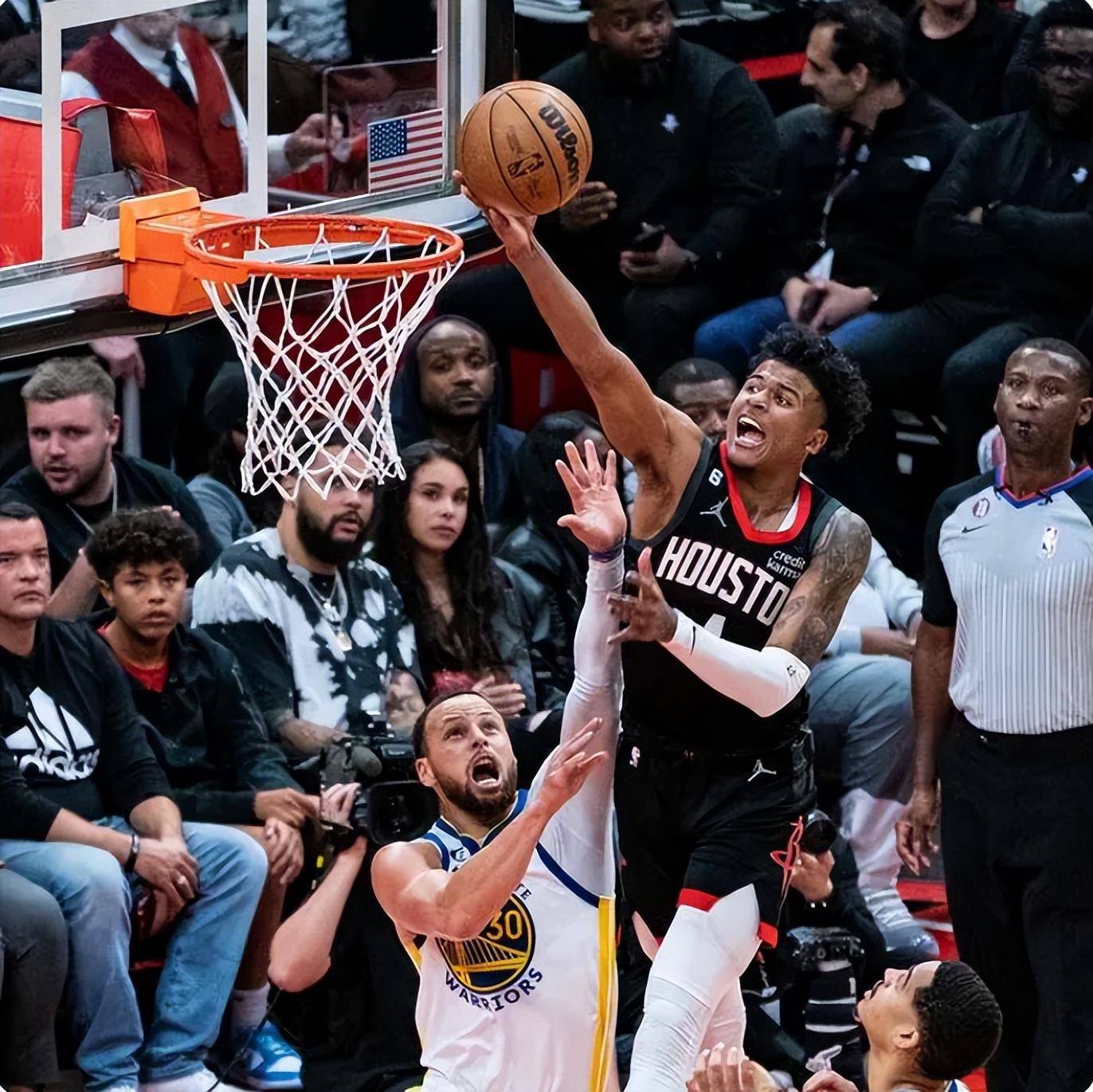 关于爵士詹宁斯加盟,弥补内线空缺的信息 关于爵士詹宁斯加盟,弥补内线空缺的信息